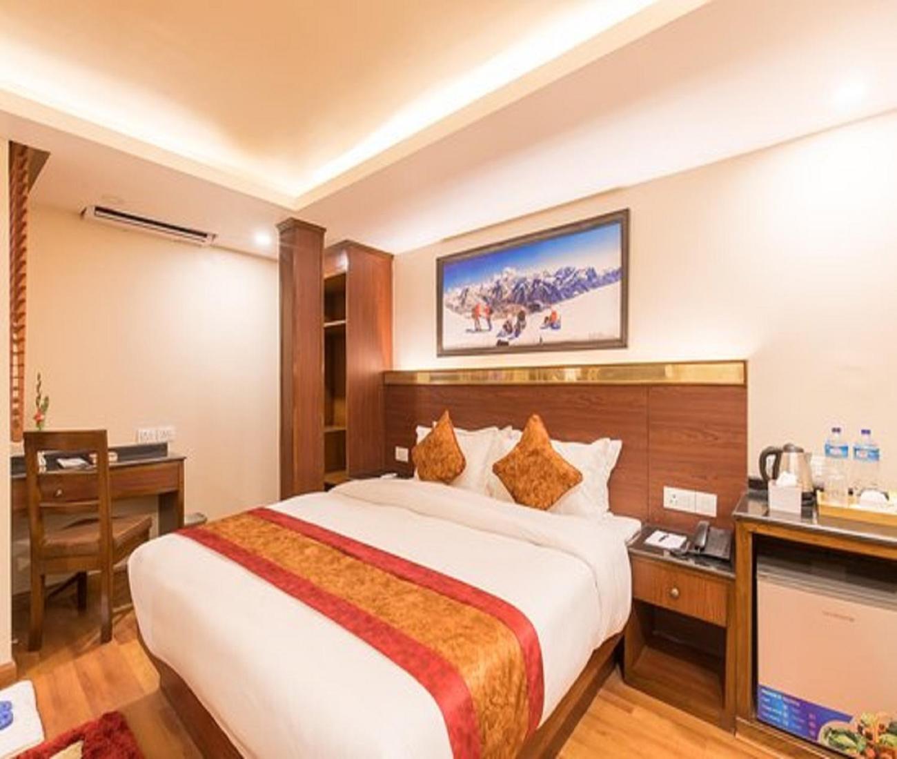 Hotel Aela Grand Near Delhi Airport By La Casa Yeni Delhi Dış mekan fotoğraf